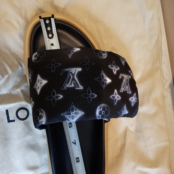 Louis Vuitton By the Pool Sandal Monogram Black Blue Rubber Outsole 39=9US Mule - Picture 17 of 17